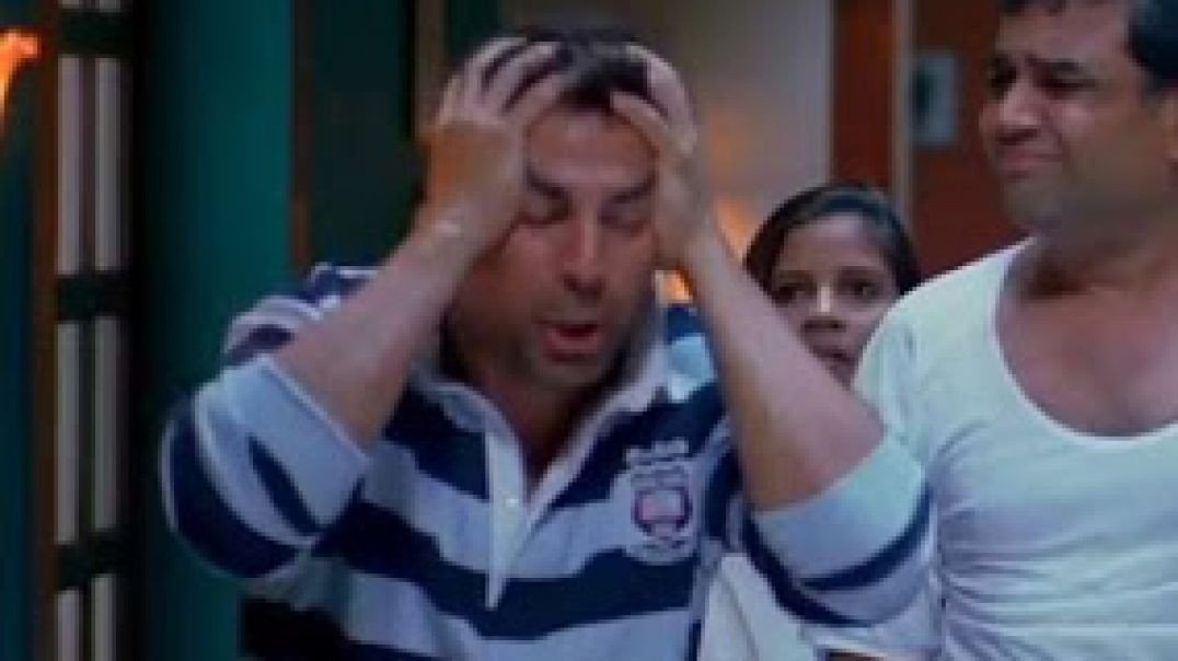 ⁣Mere Kaan Fat Kyu Nahi Gaye Meme Video Template Download.