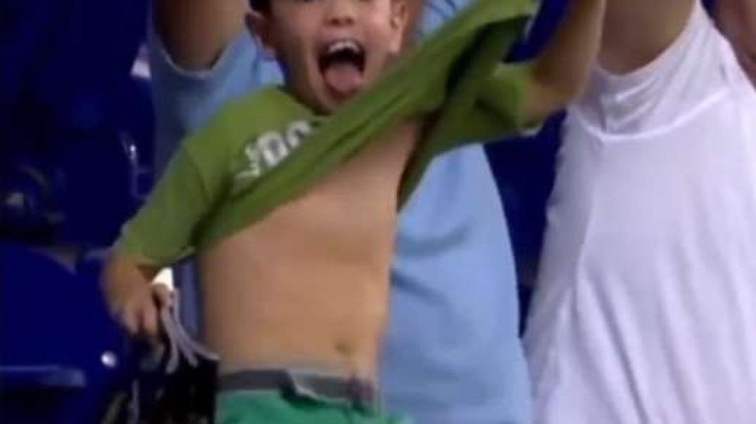 ⁣Crazy Dancing Boy Meme Template Video Download